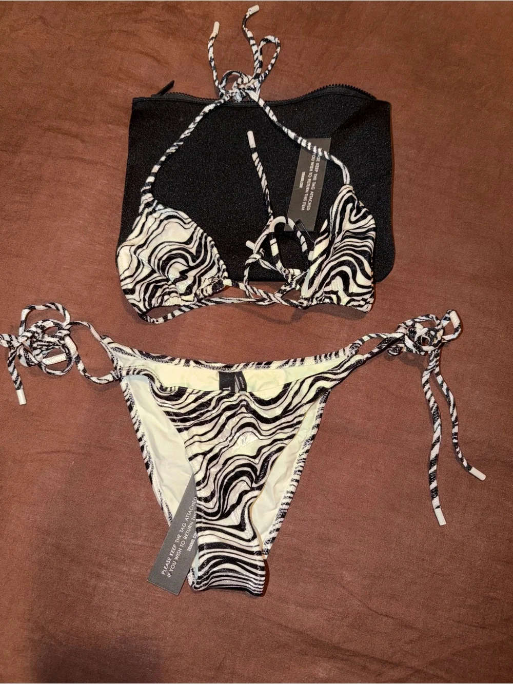 triangl swimwear Black & White Wave-Print Tie-Side Bikini NWT Medium